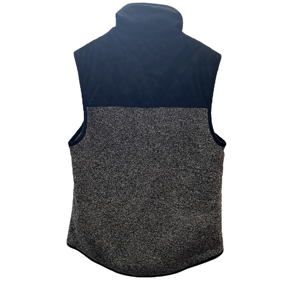 Abercrombie & Fitch Sherpa Lined Vest | Quilted Upper | Two Toned - Picture 3 of 11